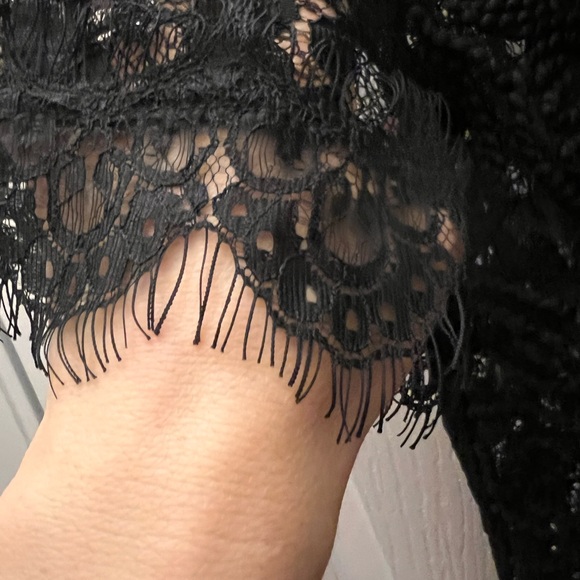 Zara lace top . Worn once  size small - Picture 3 of 8